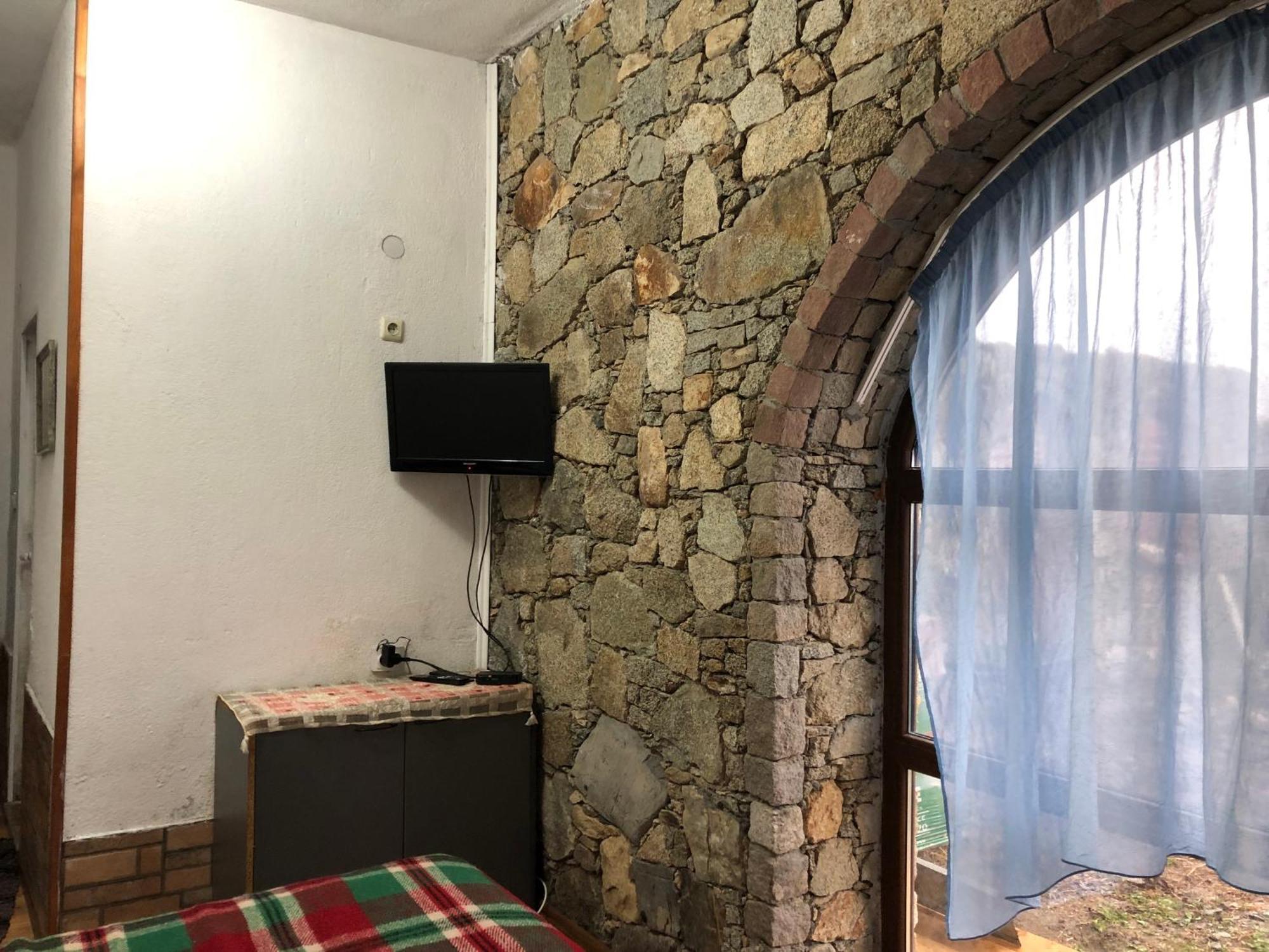 Лилянината Къща Villa Kalofer Luaran gambar