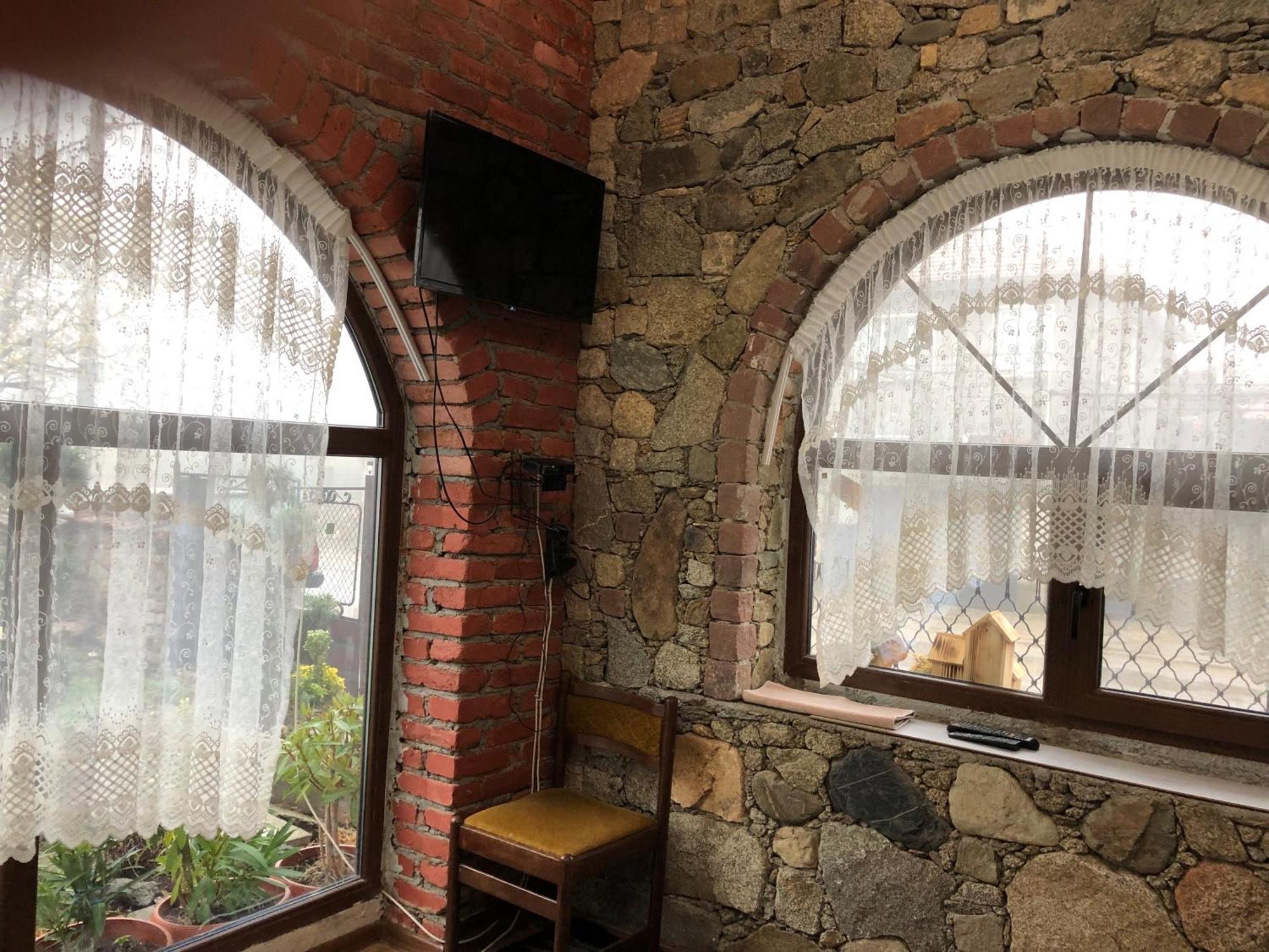 Лилянината Къща Villa Kalofer Luaran gambar